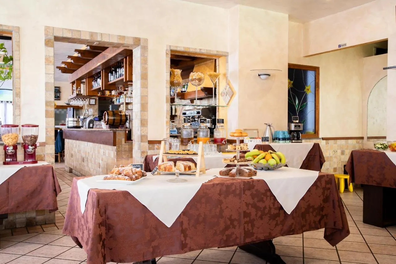Casa Merano Residence & Restaurant Bibione Centro 3*,  Ιταλία